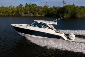 34ft Tiara Yachts Yacht For Sale