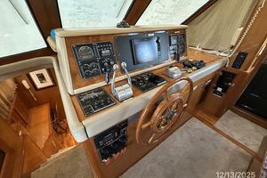 60' Jefferson pilothouse helm2