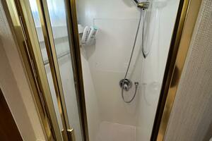 60' Jefferson port guest shower