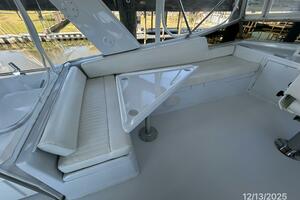 60' Jefferson flybridge port seating