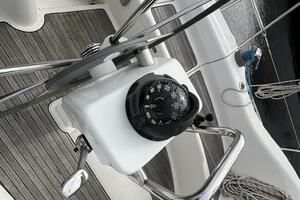 S V Margo 33ft Delphia Yacht For Sale