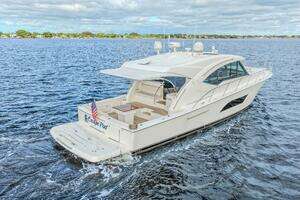 2015 Riviera 565 SUV thumbnail 12