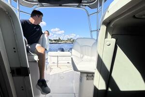 26ft Robalo Yacht For Sale