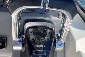 26ft Robalo Yacht For Sale