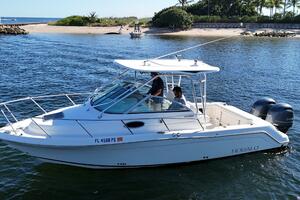 26ft Robalo Yacht For Sale