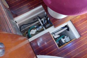 JerSea Girl  42ft Hunter Yacht For Sale