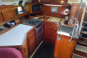 JerSea Girl  42ft Hunter Yacht For Sale