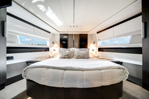 71ft Azimut Yacht For Sale