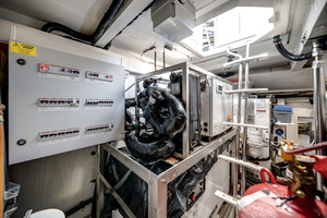 71ft Azimut Yacht For Sale