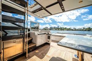 71ft Azimut Yacht For Sale