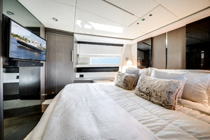 71ft Azimut Yacht For Sale