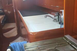 CHILL OUT 41ft Beneteau Yacht For Sale