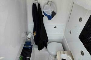 Valhalla 33 JUST ONE MORE - Head