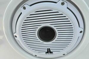 Valhalla 33 JUST ONE MORE - Speaker