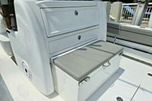 Valhalla 33 JUST ONE MORE - Bait Center Seating