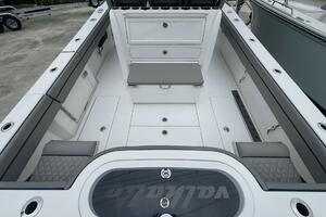 Valhalla 33 JUST ONE MORE - Aft Seating