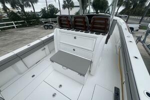 Valhalla 33 JUST ONE MORE - Seating