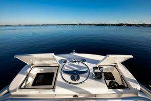 2016 Viking 52 Sport Tower thumbnail 10