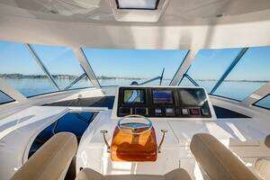 2016 Viking 52 Sport Tower thumbnail 20