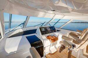 2016 Viking 52 Sport Tower thumbnail 17