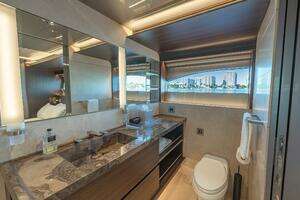 2018 Westport Raised Pilothouse thumbnail 24