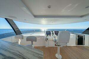 2018 Westport Raised Pilothouse thumbnail 37