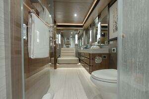 2018 Westport Raised Pilothouse thumbnail 18