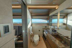 2018 Westport Raised Pilothouse thumbnail 27