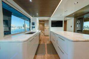 2018 Westport Raised Pilothouse thumbnail 14