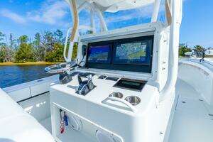 2014 Yellowfin thumbnail 27