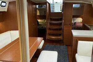 2019 Beneteau Oceanis 46.1 thumbnail 19