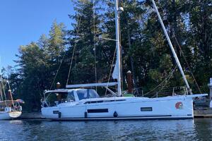 RUN FOR THE ROSES yacht for sale