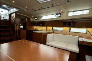 2019 Beneteau Oceanis 46.1 thumbnail 17