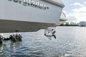 24ft Everglades Yacht For Sale