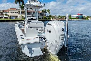 24ft Everglades Yacht For Sale