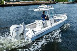 24ft Everglades Yacht For Sale