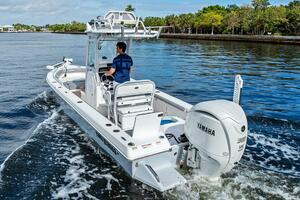 24ft Everglades Yacht For Sale