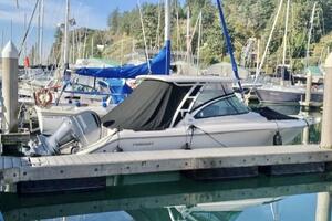 23ft Pursuit Yacht For Sale