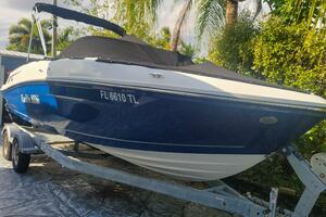 22ft Bayliner Yacht For Sale