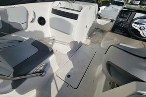 22ft Bayliner Yacht For Sale