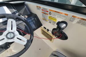 22ft Bayliner Yacht For Sale