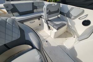 22ft Bayliner Yacht For Sale