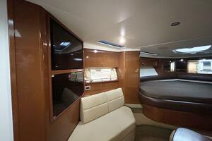 35ft Sea Ray Yacht For Sale