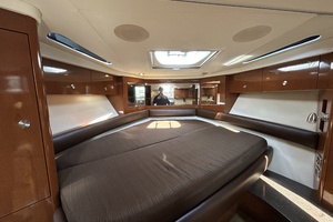35ft Sea Ray Yacht For Sale