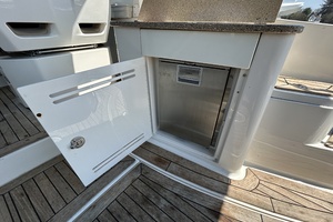 35ft Sea Ray Yacht For Sale