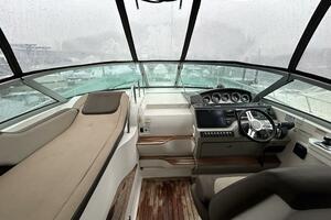 35ft Sea Ray Yacht For Sale