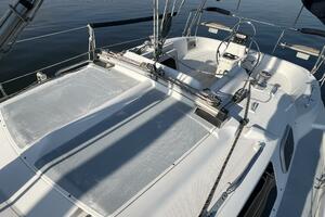 Hazyblur 28ft Hunter Yacht For Sale