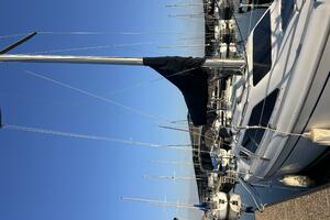 Hazyblur 28ft Hunter Yacht For Sale