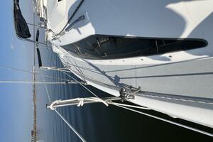 Hazyblur 28ft Hunter Yacht For Sale