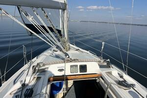 Hazyblur 28ft Hunter Yacht For Sale